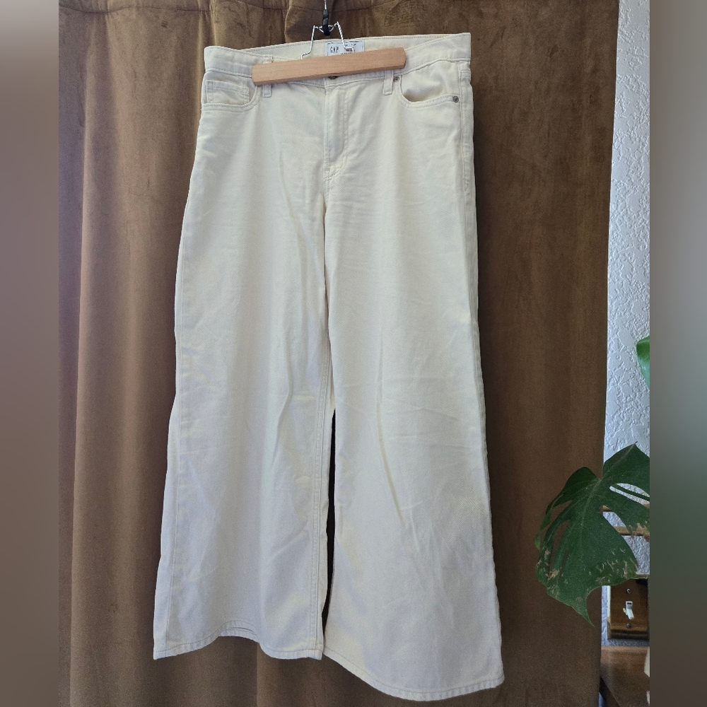 Gap Mid-Rise Baggy Jeans